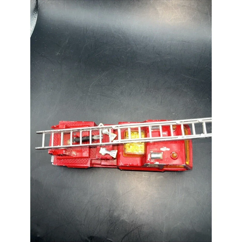 Matchbox SuperKings Fire Tender Truck K-9 1972 Lesney England
